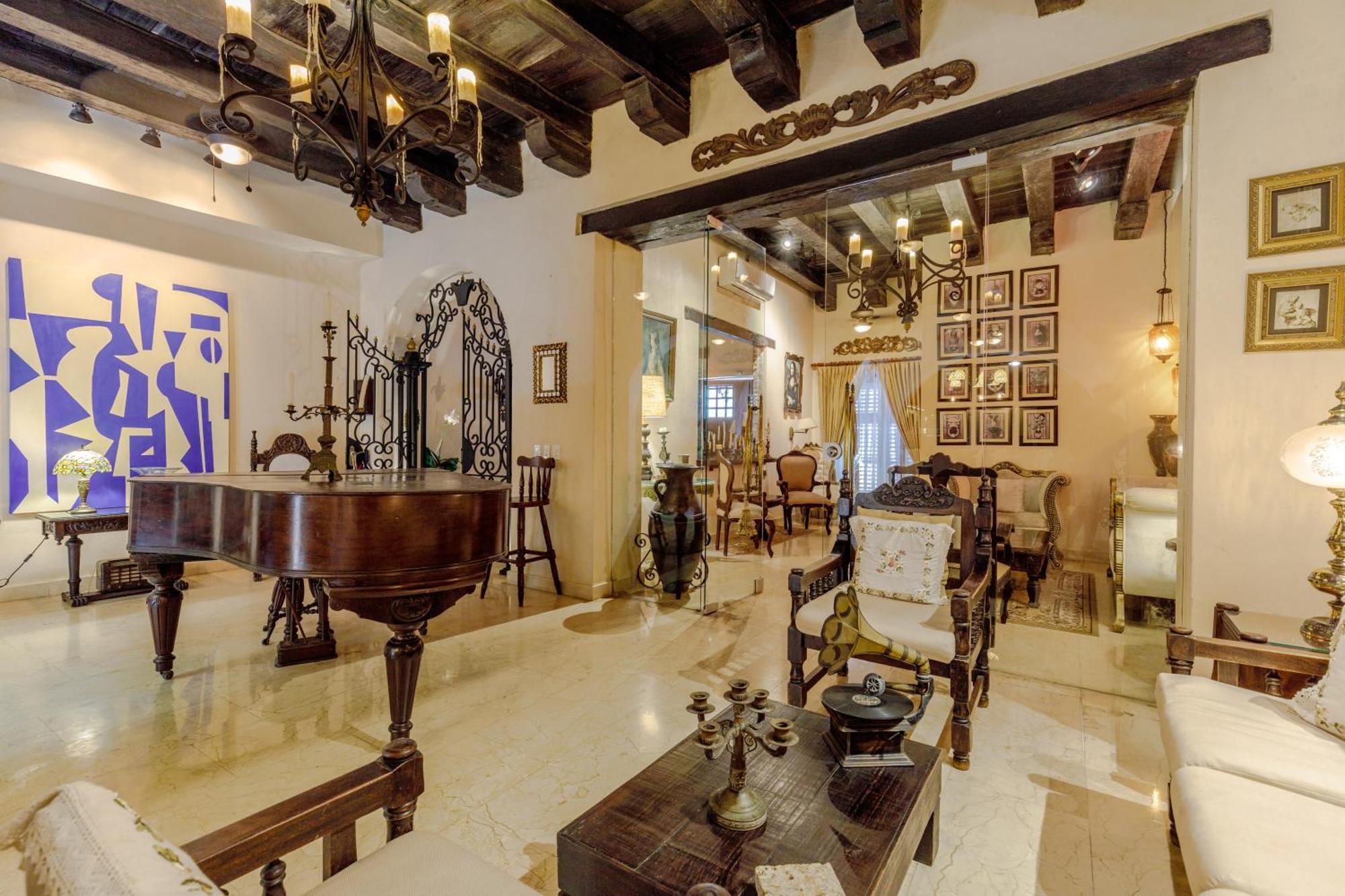 Estrella De San Pedro *